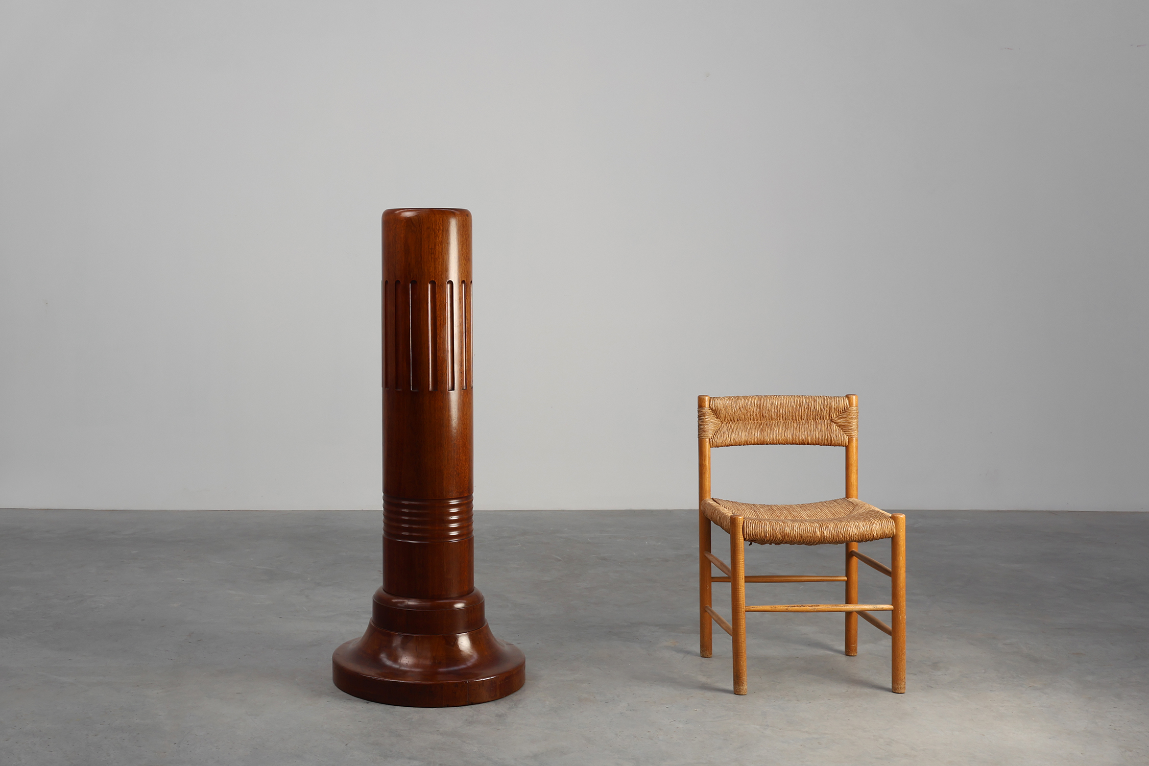 Sculptural Art Deco solid Wooden Pedestal, France ca. 1925thumbnail